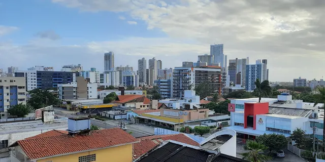 Vista do bairro Jardim Oceania, com casas e prédios residenciais