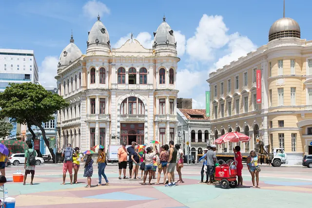 Prédios históricos em volta da Praça Rio Branco, o Marco Zero do Recife